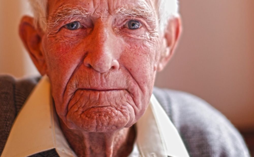 How Old Is Zenitsu Agatsuma in Mob Psycho 100? Hes Not a